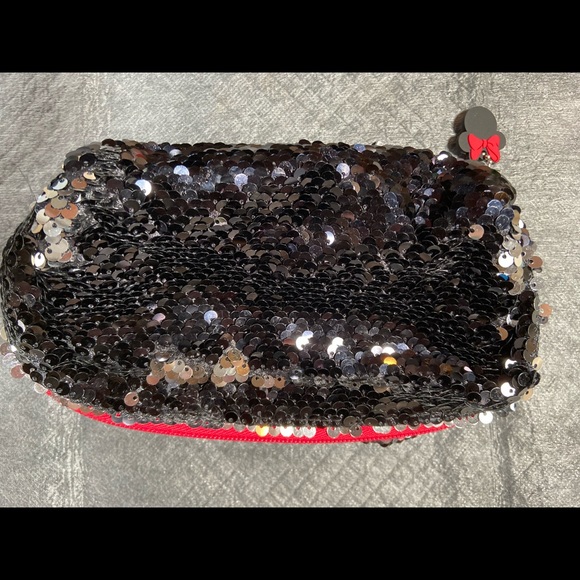 NWOT Disney Minnie Mouse Clutch - Picture 2 of 3